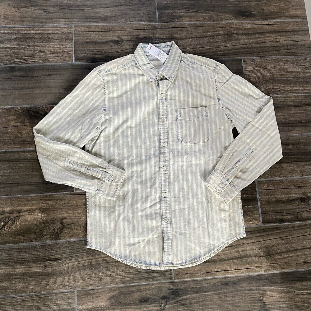 American Eagle Button Up Light Wash Denim Stripped NWT size Medium Blue (029 )
